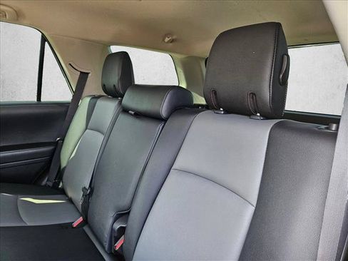 Used 2022 Toyota 4Runner SR5 Premium AWD/4WD image 18