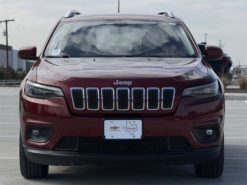 Used 2019 Jeep Cherokee Latitude w/ Popular Appearance Group image 7