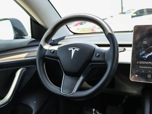Used 2023 Tesla Model 3 Standard Range RWD image 14