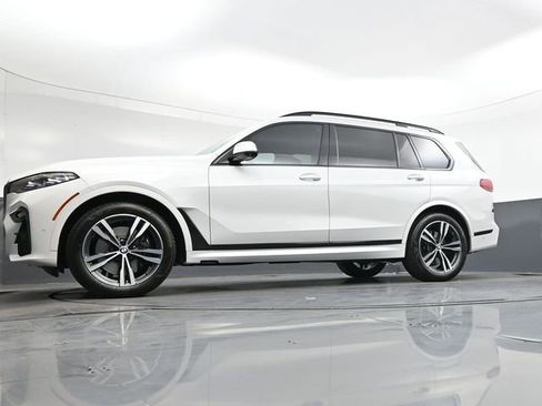 Used 2021 BMW X7 xDrive40i w/ M Sport Package image 34