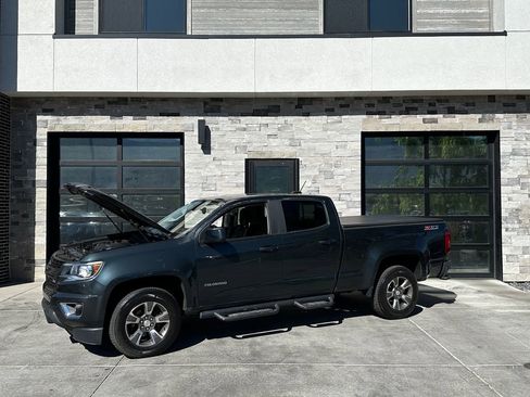 Used 2017 Chevrolet Colorado Z71 AWD/4WD image 21