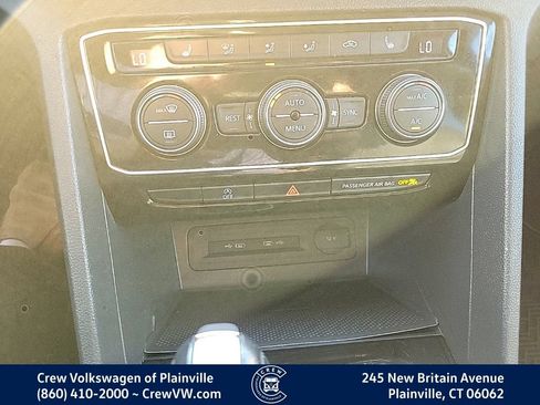 Used 2023 Volkswagen Atlas SEL AWD/4WD image 9