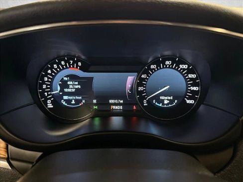 Used 2015 Lincoln MKC FWD w/ Equipment Group 101A Select image 9