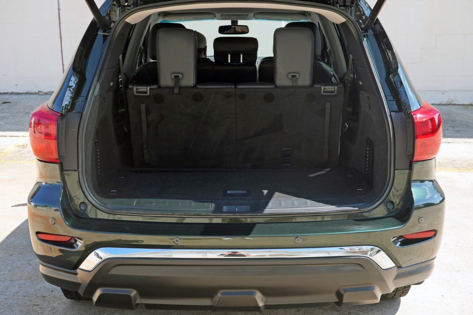 Used 2019 Nissan Pathfinder SL AWD/4WD image 9