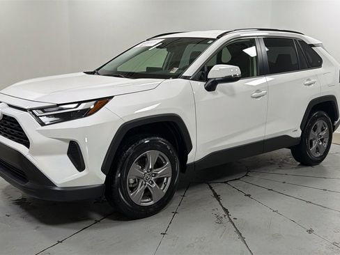 Certified 2025 Toyota RAV4 LE image 1