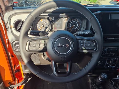 New 2025 Jeep Wrangler Unlimited Sport image 9