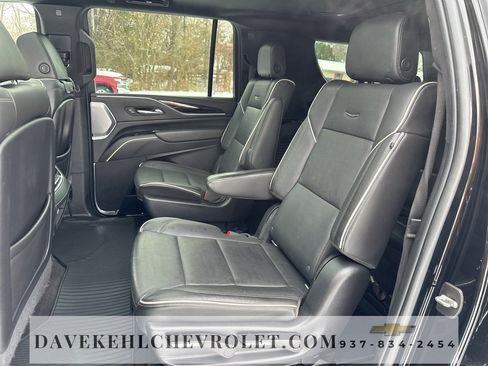 Used 2022 Cadillac Escalade ESV Sport w/ Touring Package image 23