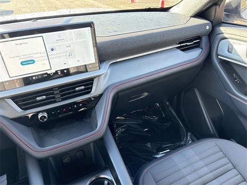 New 2026 Ford Explorer ST-Line w/ ST-Line Street Pack image 16