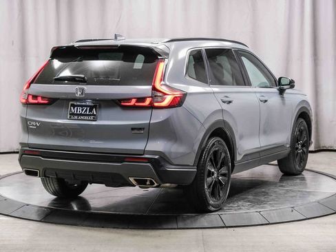 Used 2023 Honda CR-V Sport Touring image 4
