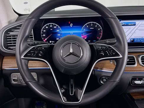 Certified 2026 Mercedes-Benz GLE 350 4MATIC image 17