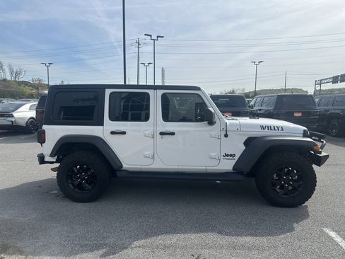 Used 2020 Jeep Wrangler Unlimited Sport AWD/4WD image 7