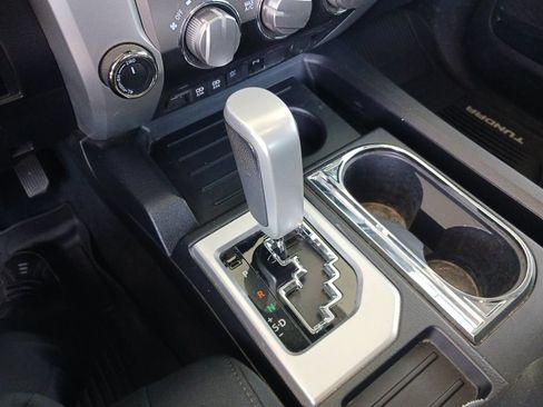 Used 2021 Toyota Tundra SR5 AWD/4WD image 33