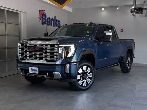 Certified 2024 GMC Sierra 3500 Denali w/ Denali Reserve Package AWD/4WD image 2