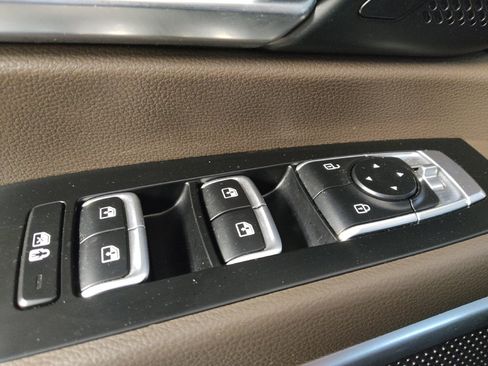 Used 2021 Kia Telluride SX w/ Towing Package FWD image 27