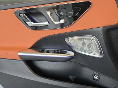 New 2025 Mercedes-Benz C 300 Sedan image 27