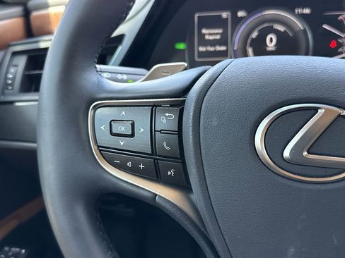 Used 2024 Lexus ES 300h w/ Premium Package image 26