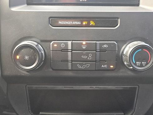Used 2016 Ford F150 XLT AWD/4WD image 31