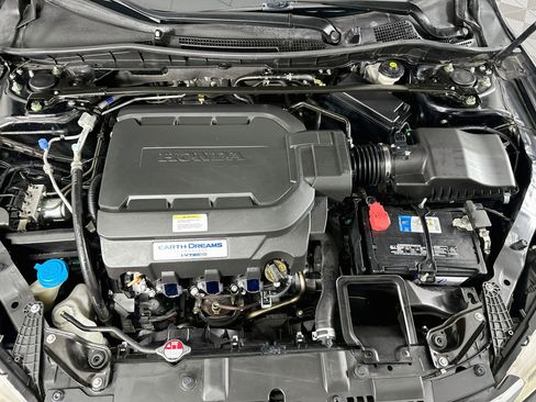 Used 2014 Honda Accord Touring image 33