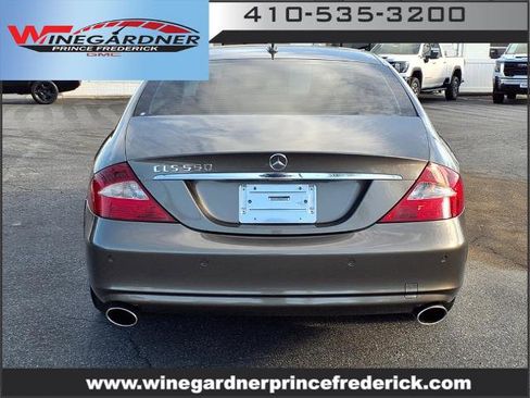 Used 2008 Mercedes-Benz CLS 550 image 4