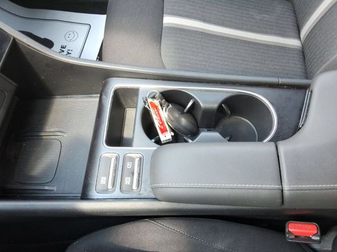 Used 2024 Hyundai Sonata SEL FWD image 18