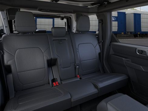 New 2026 Ford Bronco Badlands AWD/4WD image 11