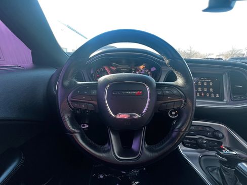 Used 2019 Dodge Challenger SXT w/ Blacktop Package image 13