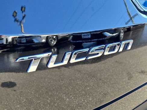 Certified 2023 Hyundai Tucson Limited AWD/4WD image 30