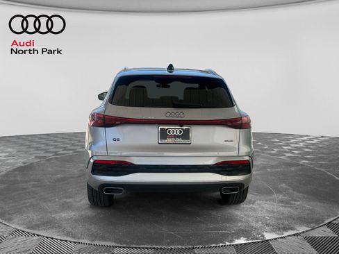 Used 2025 Audi Q5 Premium AWD/4WD image 4