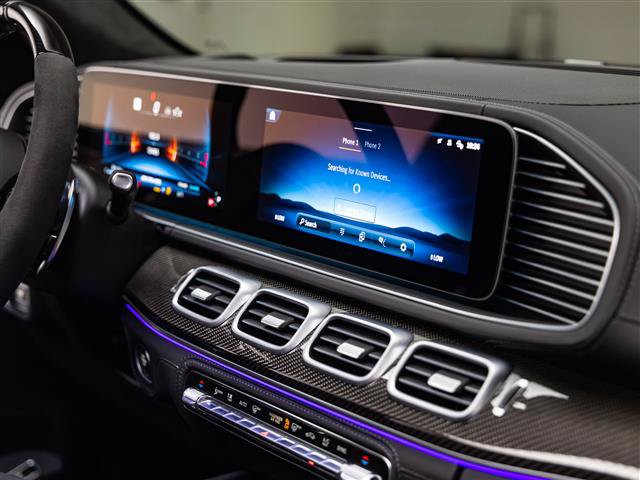 Used 2025 Mercedes-Benz GLS 63 AMG 4MATIC image 34