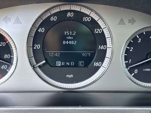 Used 2010 Mercedes-Benz GLK 350 4MATIC image 19