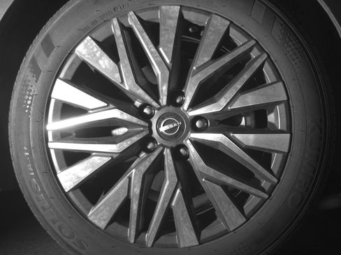 Used 2025 Nissan Altima 2.5 SV FWD image 16