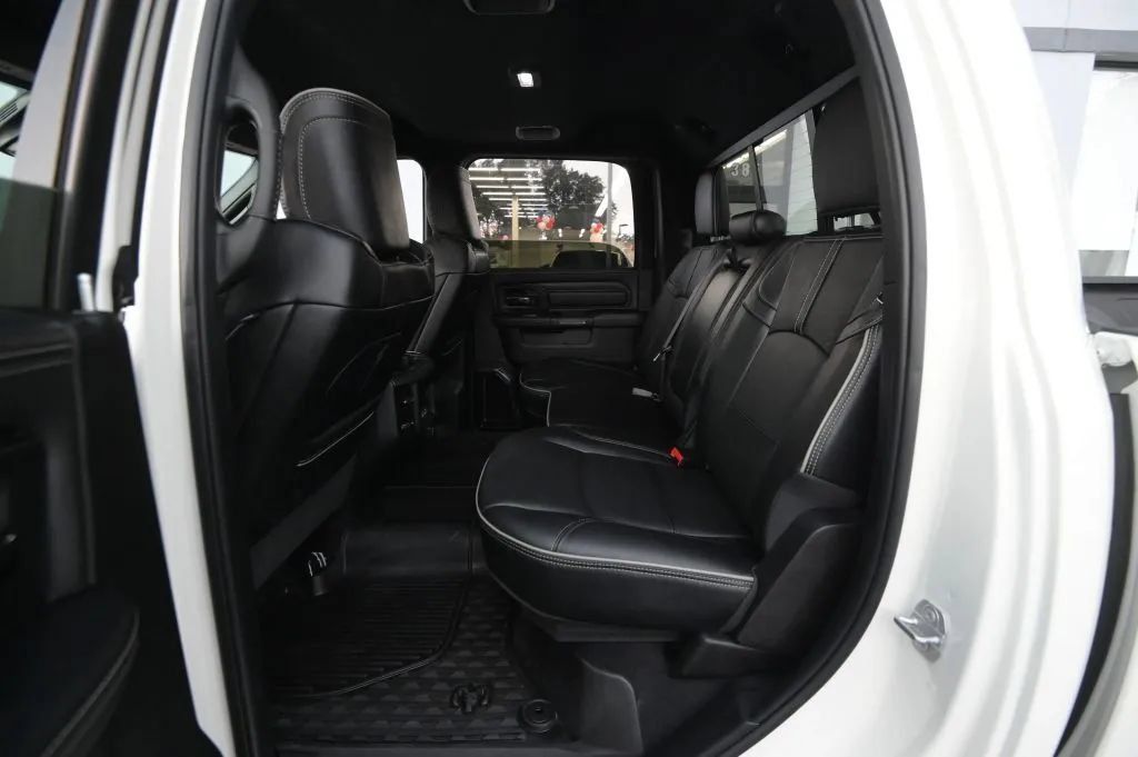 Used 2022 RAM 3500 Limited AWD/4WD image 54
