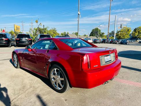 Used 2008 Cadillac XLR image 7