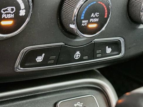 Used 2018 Jeep Compass Latitude w/ Cold Weather Group AWD/4WD image 25