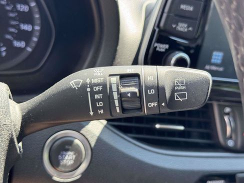 Used 2018 Hyundai Elantra GT w/ Style Package 02 FWD image 22