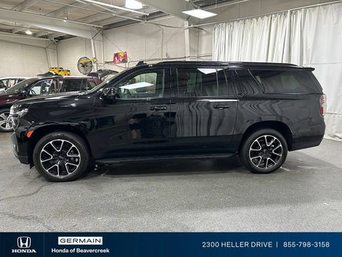 Used 2024 Chevrolet Suburban RST w/ Luxury Package AWD/4WD image 5