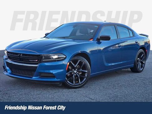 Used 2023 Dodge Charger SXT w/ Blacktop Package image 1