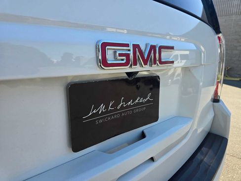 Used 2020 GMC Yukon SLT w/ Open Road Package AWD/4WD image 13