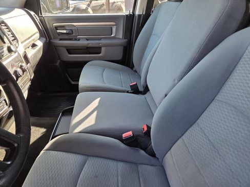 Used 2016 RAM 1500 Classic SLT AWD/4WD image 23