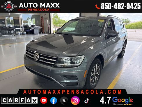 Used 2020 Volkswagen Tiguan SE w/ Panoramic Sunroof Package FWD image 1