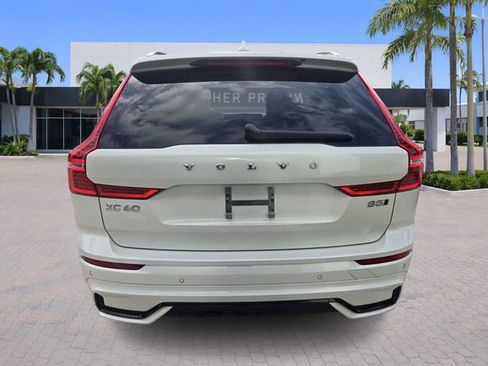 Certified 2024 Volvo XC60 B5 Core AWD/4WD image 6