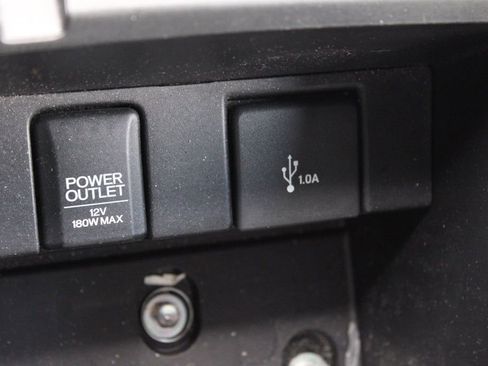 Used 2017 Honda Accord EX-L image 38