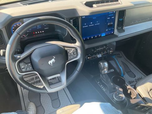 Used 2024 Ford Bronco Black Diamond w/ Sasquatch Package AWD/4WD image 25
