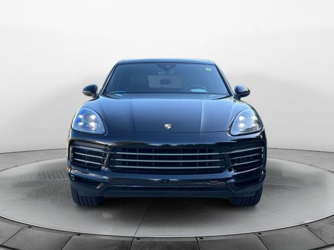 Used 2020 Porsche Cayenne image 2