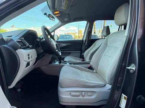 Used 2017 Honda Pilot EX image 45