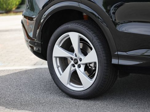 New 2026 Audi Q5 Premium Plus AWD/4WD image 6