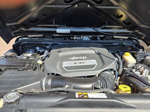 Used 2015 Jeep Wrangler Unlimited Sport w/ Quick Order Package 24S image 25