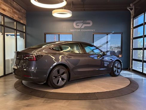 Used 2022 Tesla Model 3 Long Range AWD/4WD image 3