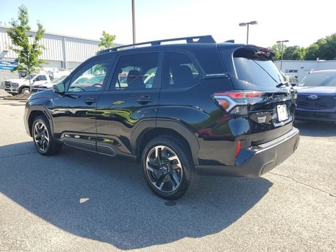 Certified 2025 Subaru Forester Limited w/ Popular Package AWD/4WD image 4