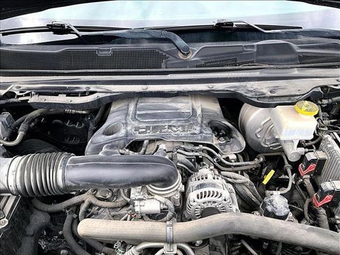 Used 2019 RAM 1500 Big Horn image 11